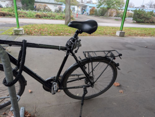 Überdachter Fahrradabstellplatz an der Römertherme