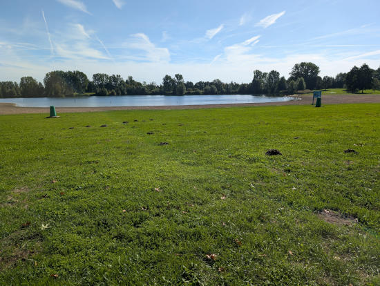 Aalten Slingepas in Bredevoort mit einer ganz großen Liegewiese in der Achterhoek